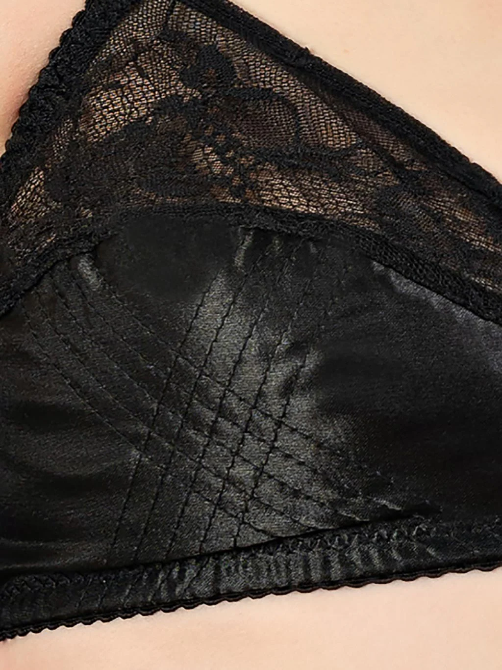 Celia Black 1940s Bra L6104BL - Image 10