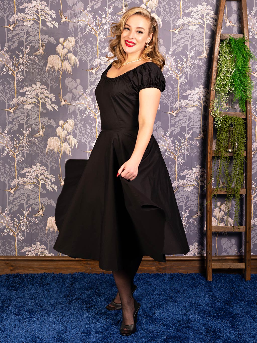 1950s Rita Black Milkmaid Dress V017BC - Image 6