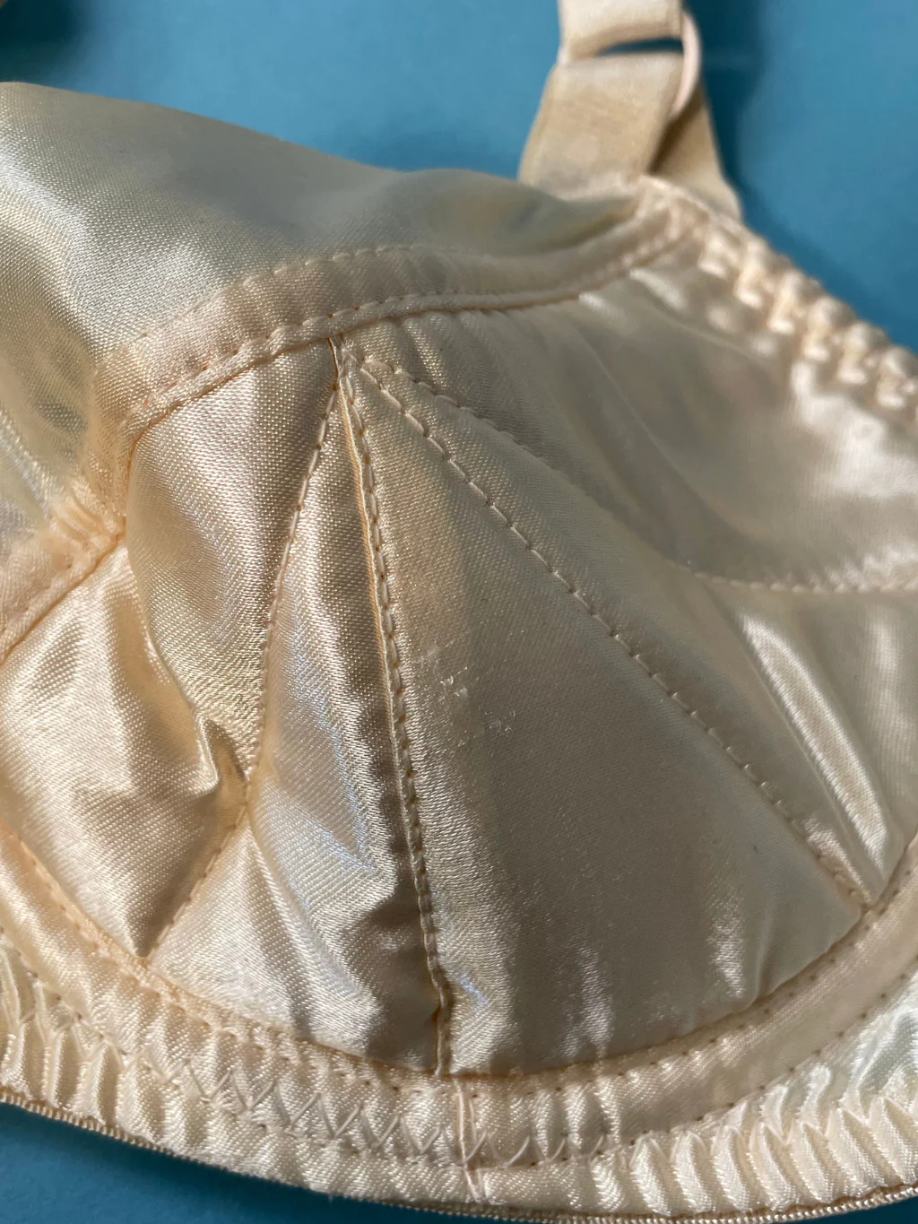 BF019 SECOND Glamour Bra 34B - Image 2