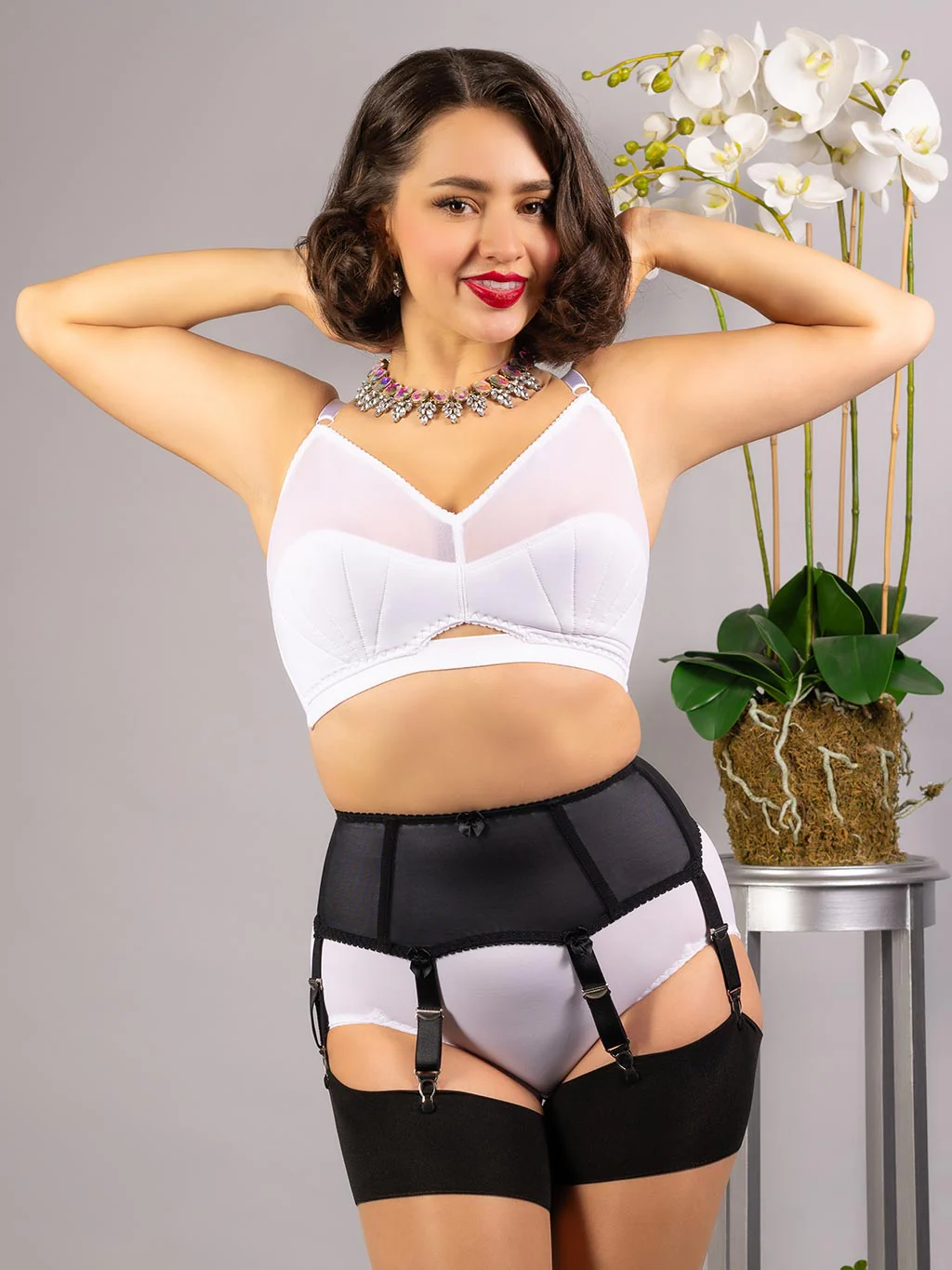 Boned Suspender Belt Black: Ltd Ed - Image 3