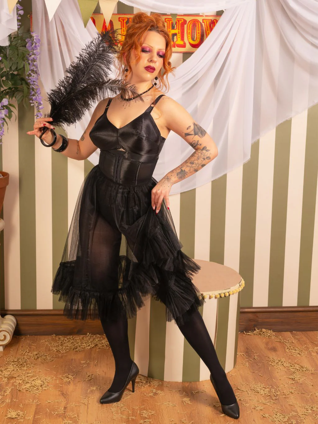 1950s Black Frilly Petticoat L8021B - Image 3