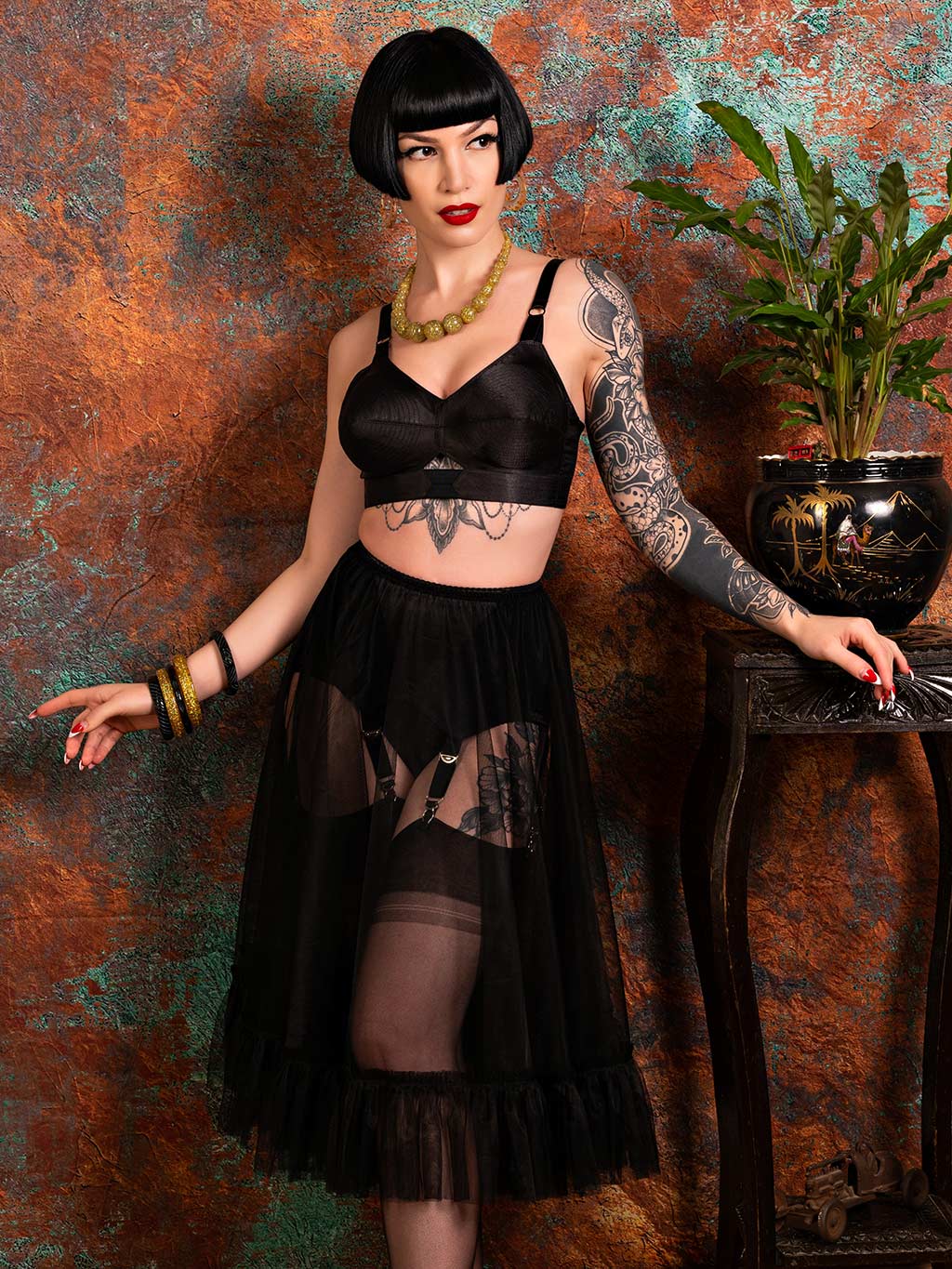 1950s Black Frilly Petticoat L8021B - Image 4