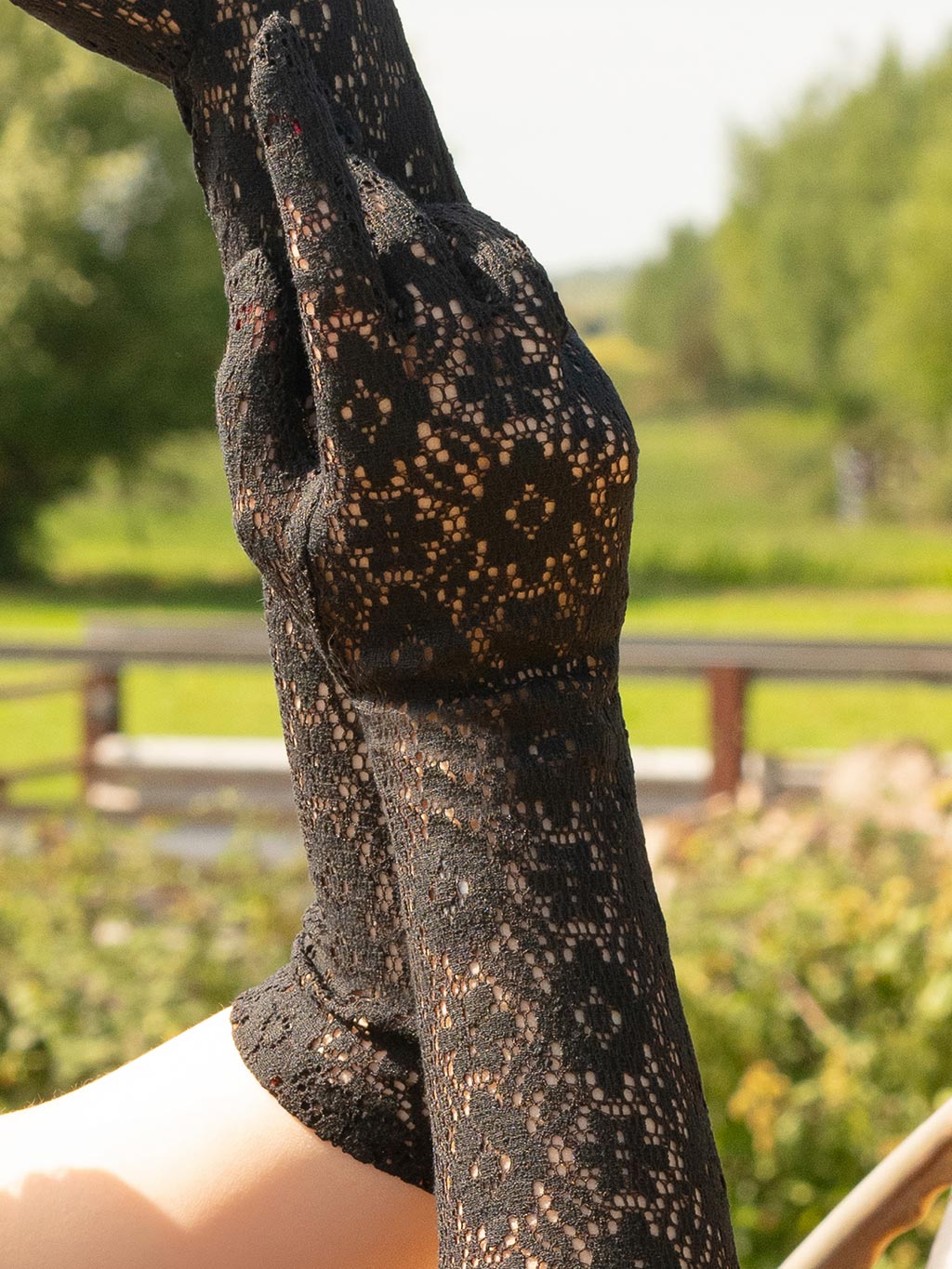 Black Lace Elbow-Length Cocktail Gloves - Image 7