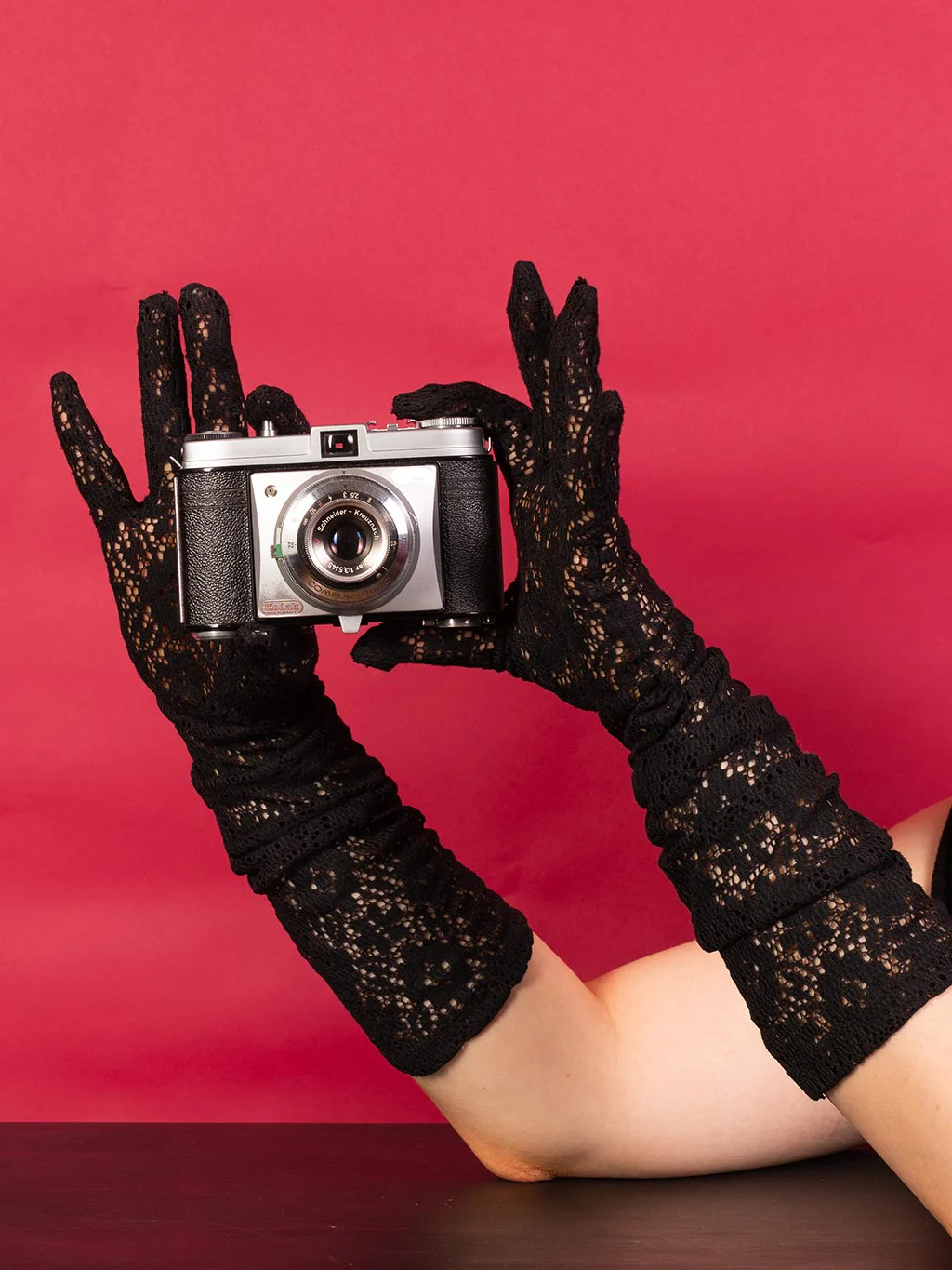 Black Lace Elbow-Length Cocktail Gloves - Image 9
