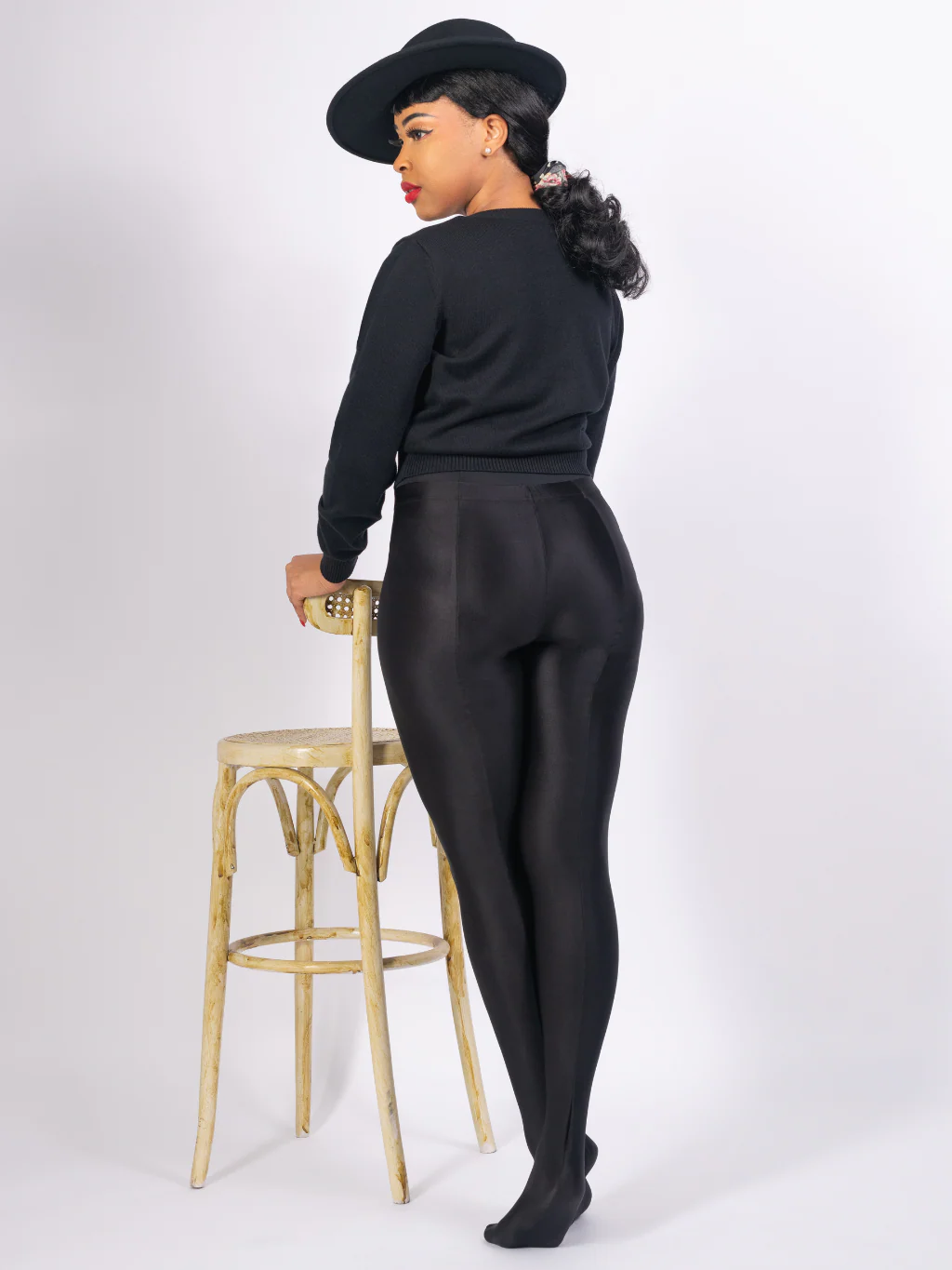 Opulent Opaque Seamed Tights H2091 - Image 8