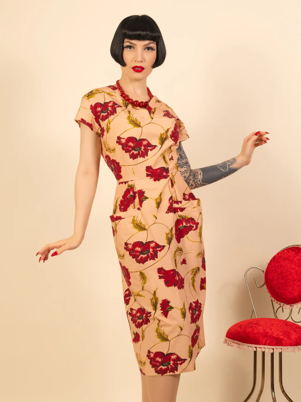Pagoda Pink 1950s Fitted Dress - Image 4