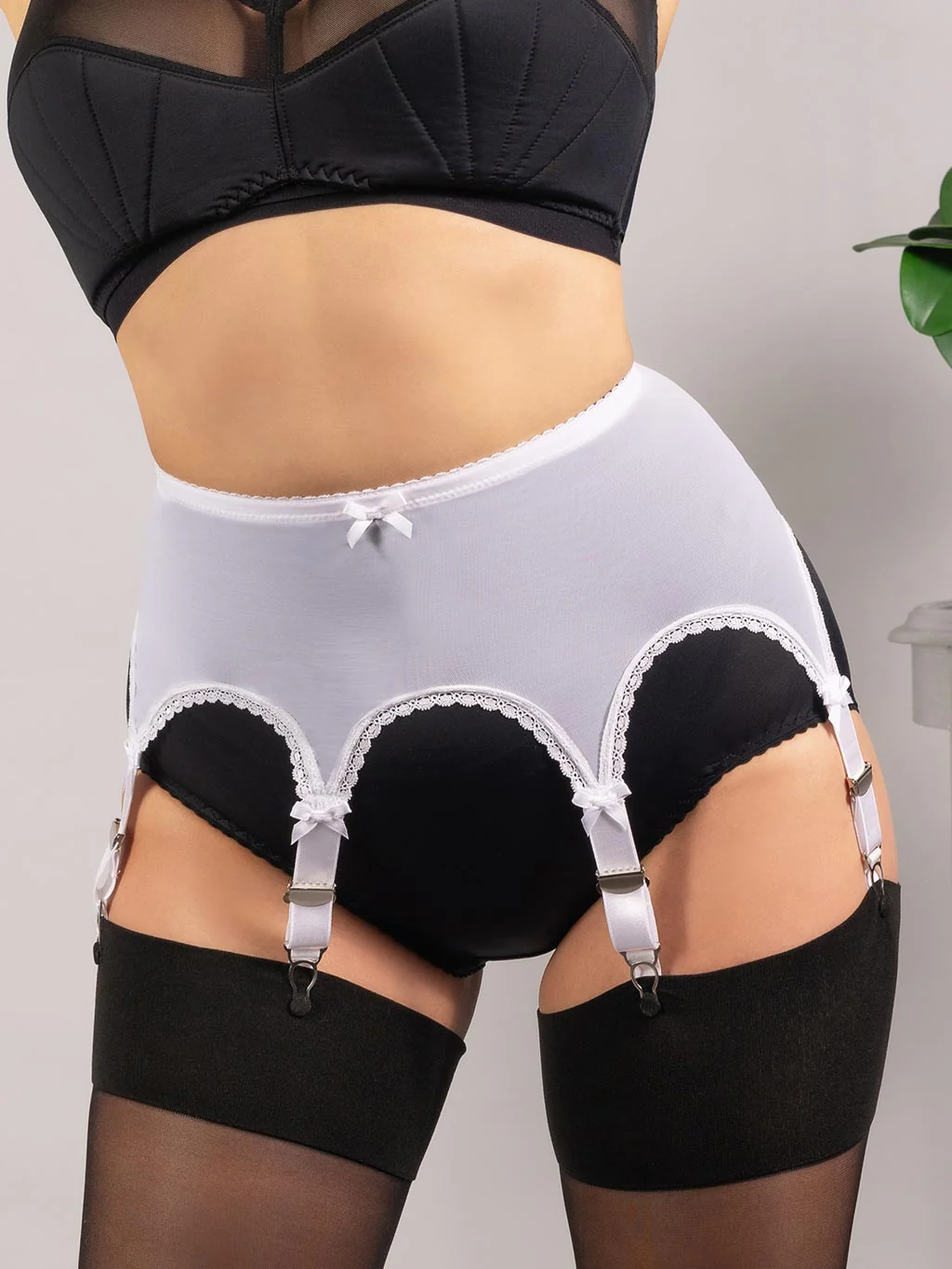Pull On Suspender Belt White: Ltd Ed - Image 6