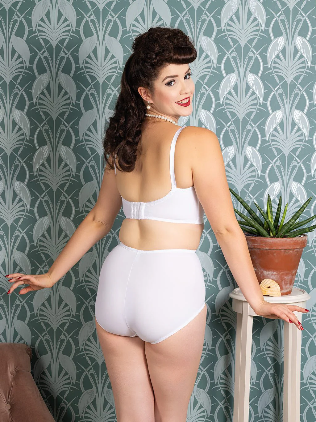 Liz White Retro Bra - Image 8